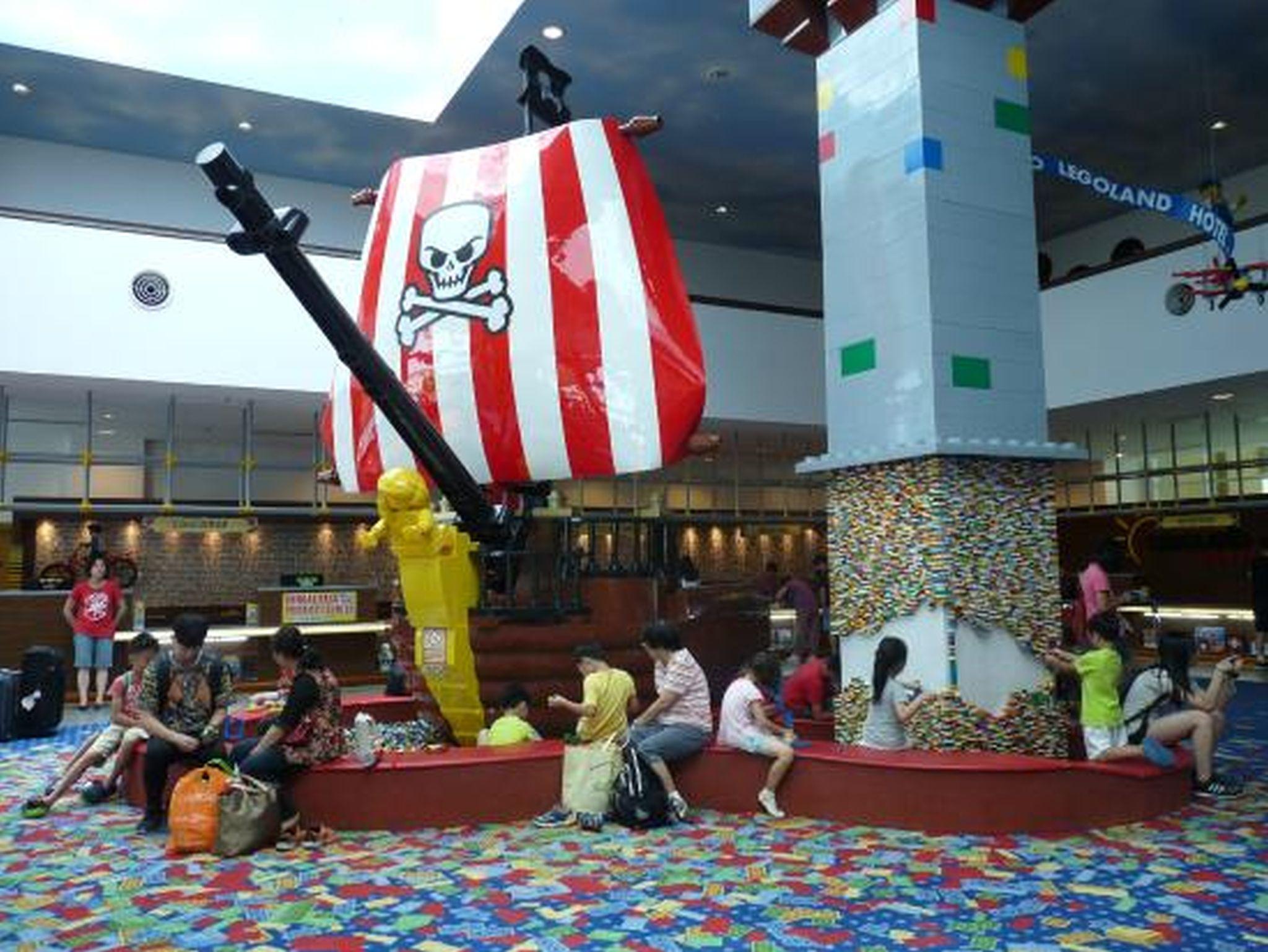 Legoland Malaysia Hotel Nusajaya  Exterior foto The interior of Legoland Malaysia Resort