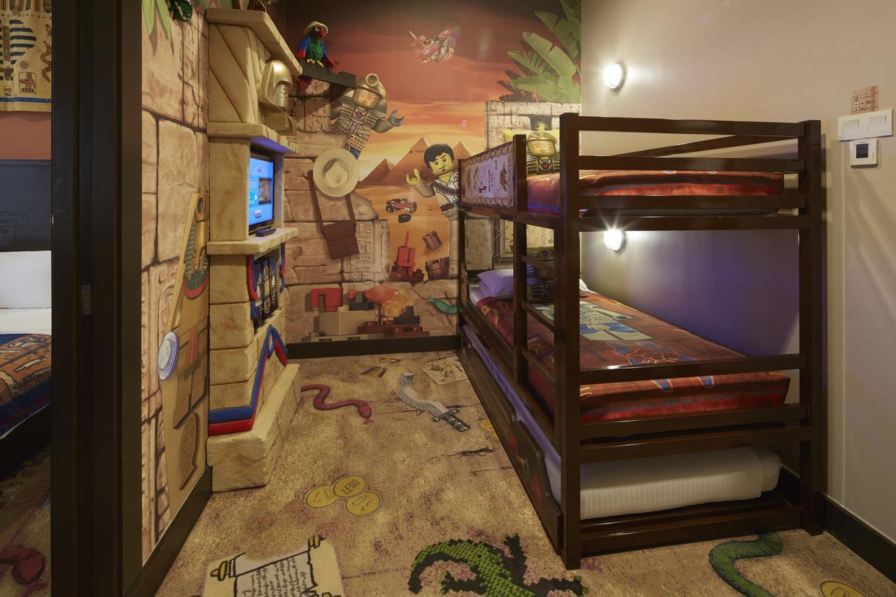 Legoland Malaysia Hotel Nusajaya  Exterior foto A bunk bed