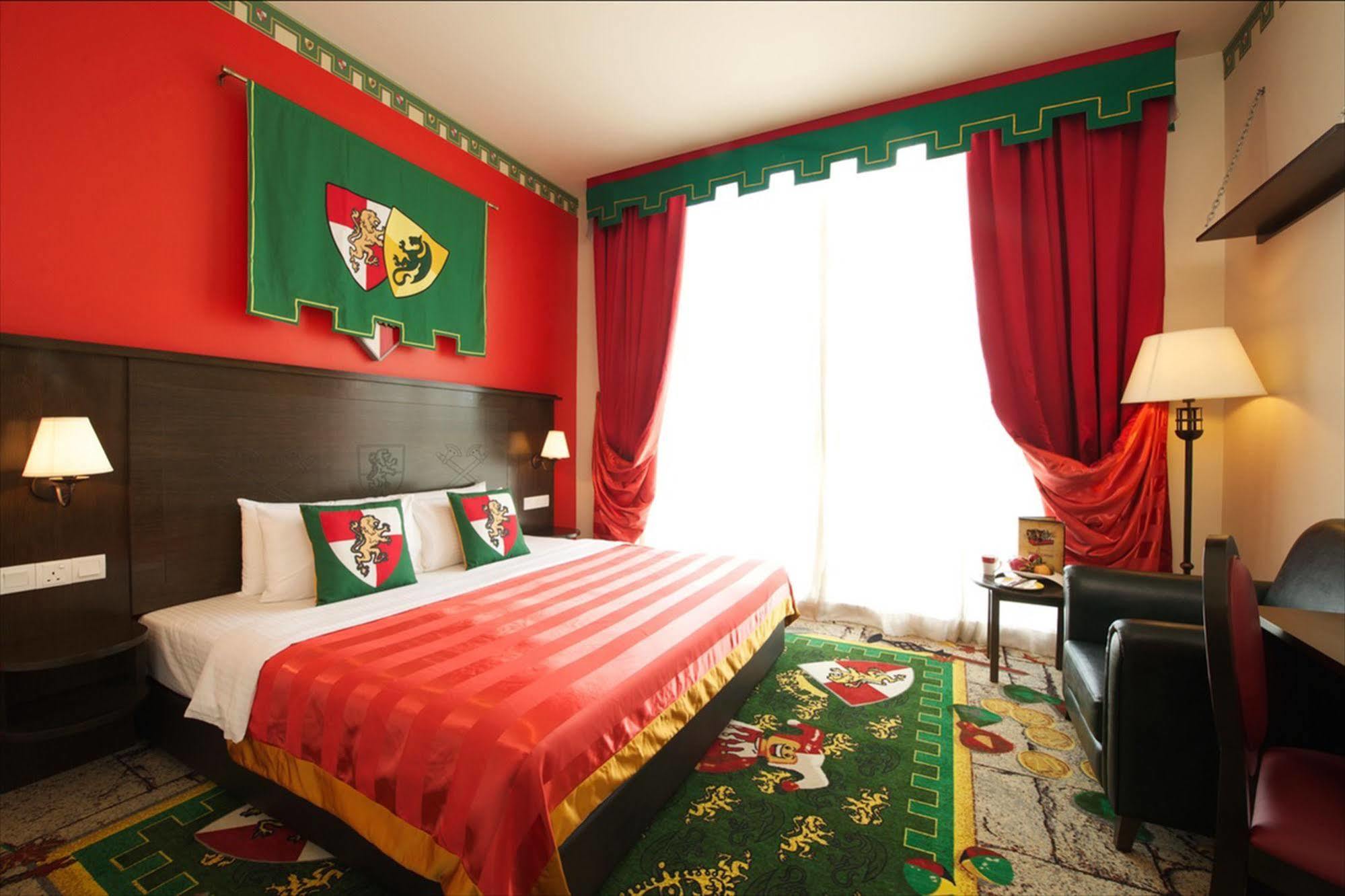 Legoland Malaysia Hotel Nusajaya  Exterior foto A room at Legoland Hotel