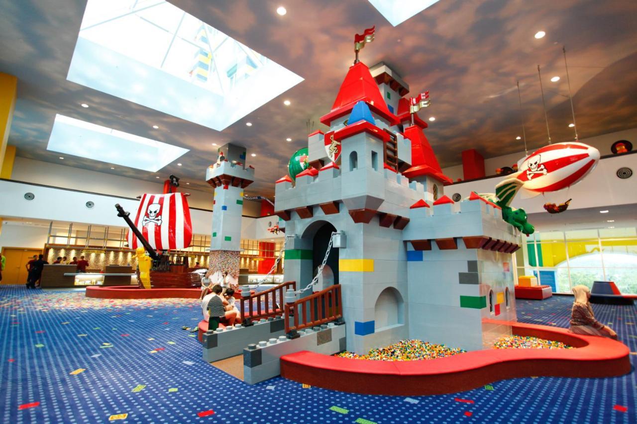 Legoland Malaysia Hotel Nusajaya  Exterior foto The Legoland Discovery Centre in Nagoya, Japan